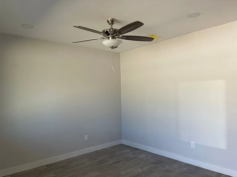 Charming 1 bed 1 bath in great location! — Photo 43