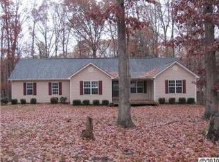 8610 Lochinvar Dr, Charlotte, NC