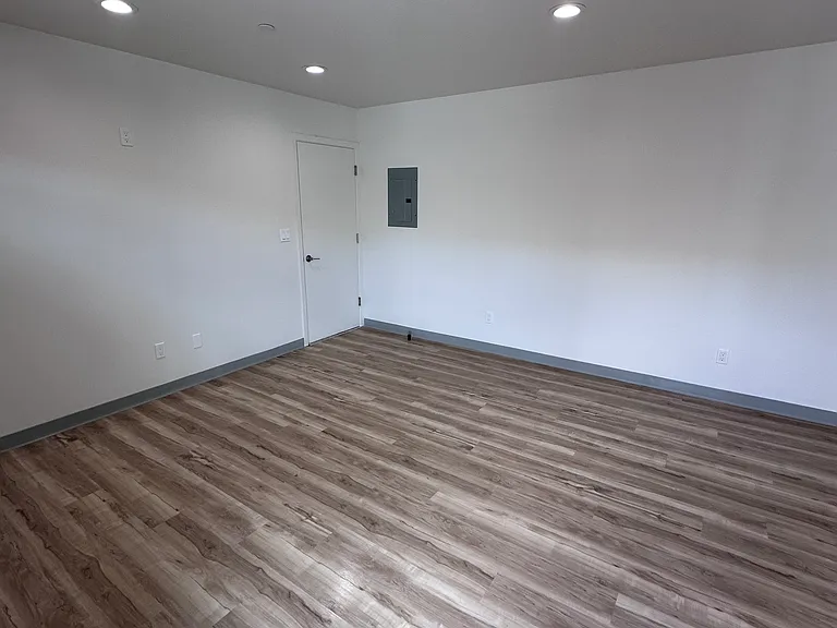 3340 Jayce Ct — Photo 10