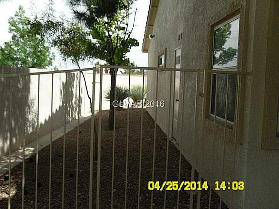 3rd image of 3408 Wexford Ln