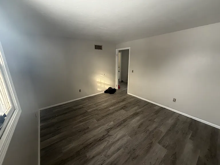 5119 Cloverbrook Dr — Photo 2