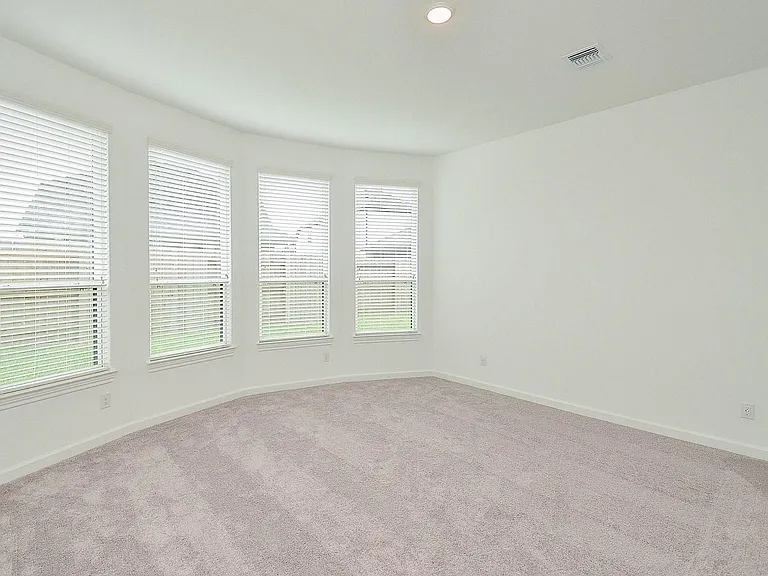 3811 Hermitage Dr — Photo 23