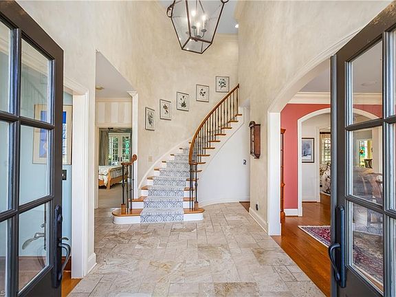 5th image of 2821 Swan Lake Dr