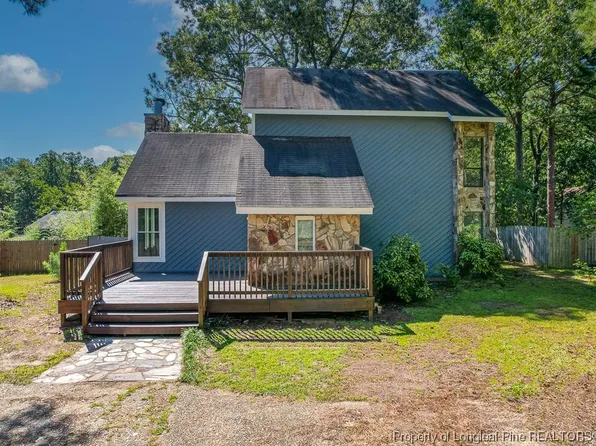 5737 Waters Edge Dr, Fayetteville, NC 28314