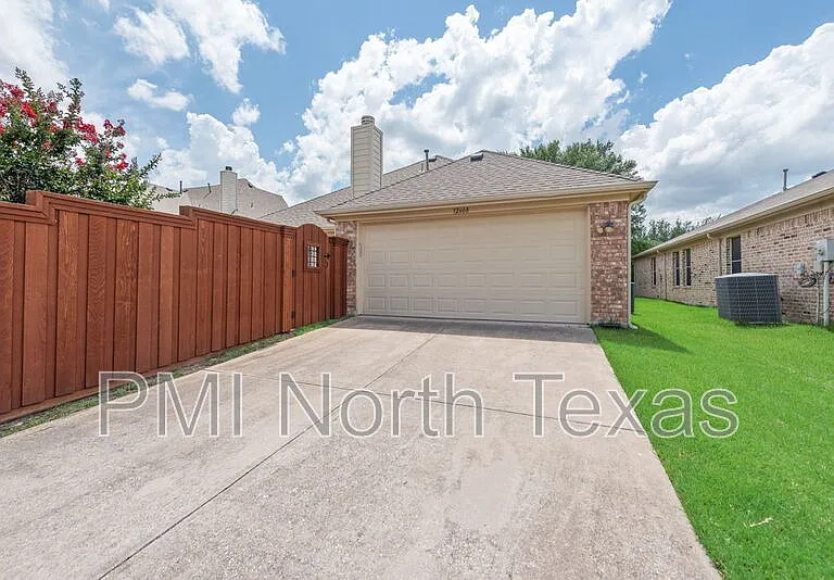 12608 Red Hawk Dr — Photo 21