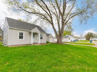 1231 Evergreen Ave, Waterloo, IA 50701