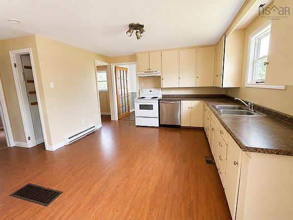 5th image of 1286 Eastern Shore Rd