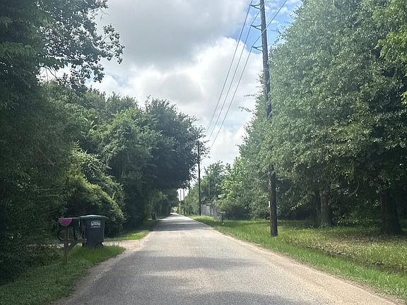 4th image of 1030 Pitchford Rd