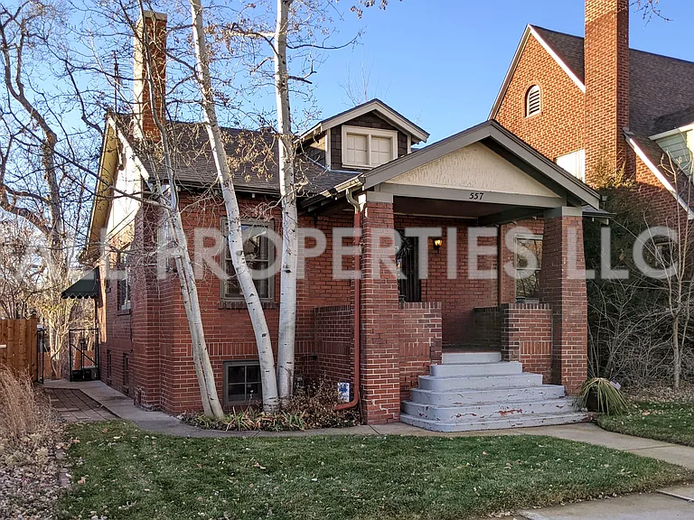 557 S Race St — Photo 2