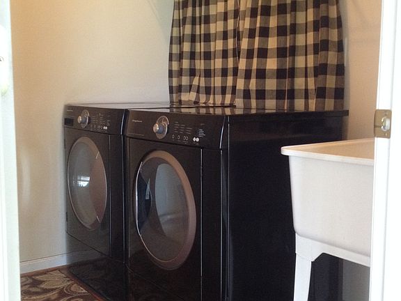 Laundry / Mud Room