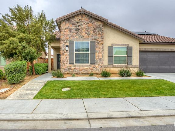 4th image of 9414 Woodland Ridge Ln