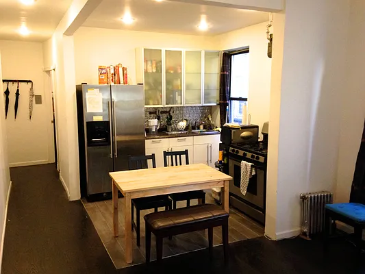 Rented by Mirador Real Estate | media 7