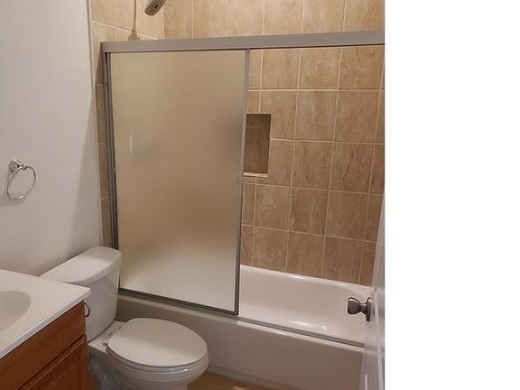 4th image of 2508 Naomi Ave