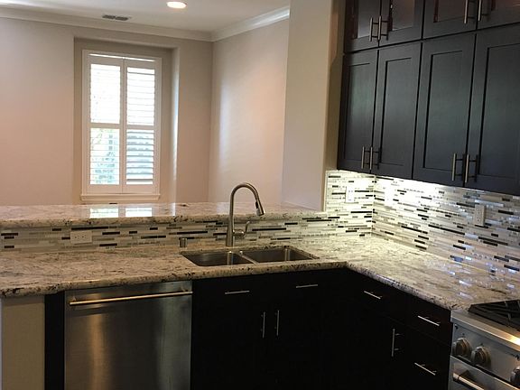 2nd image of 6003 Marcelli Cir