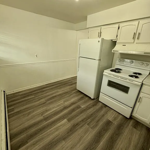 369 Shields Rd #1 — Photo 6