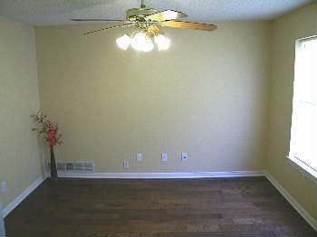 4th image of 2636 John Dr