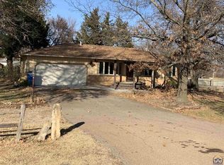 4100 NW 46th St, Topeka, KS 66618