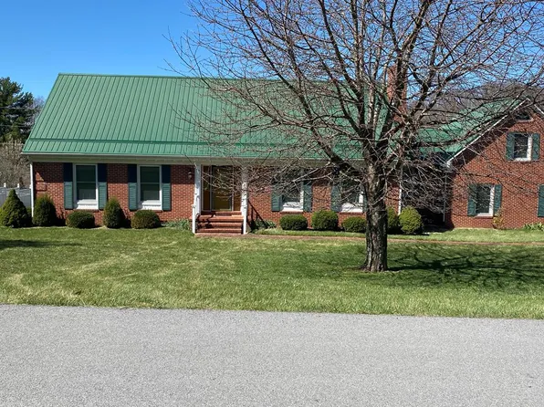 119 Outre St, Tazewell, VA 24651