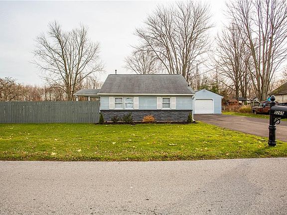 2nd image of 5265 Oakwood Ave