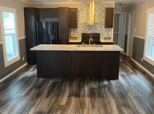 111 Castle Dr, Gainesville, FL 32607