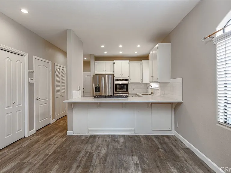 1403 W Santa Cruz St — Photo 13