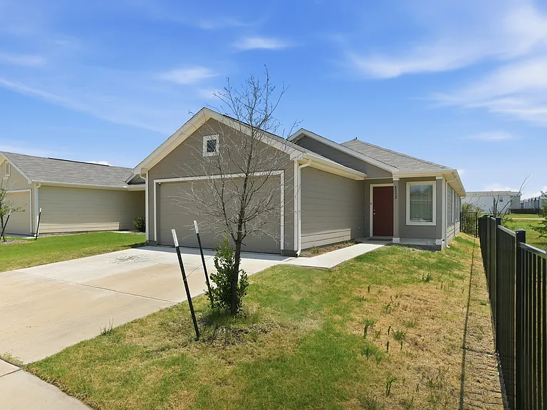 4032 Criollo Ct — Photo 3