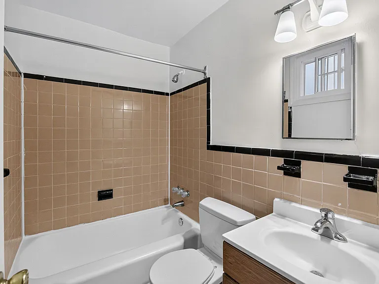 7812 Tilbury St #14 — Photo 12