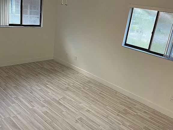 5th image of 9346 S Belfort Cir #215