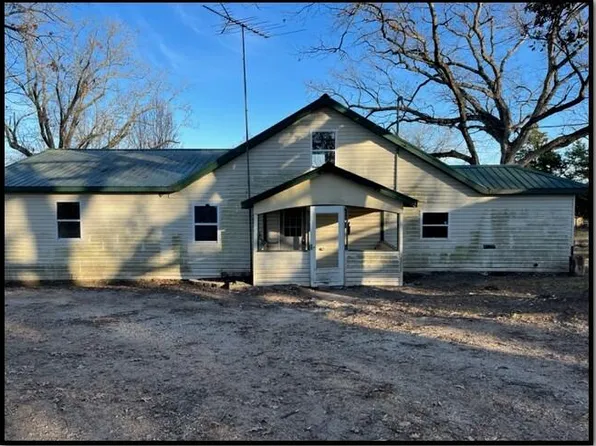 1297 Cessna Road, Cabool, MO 65689