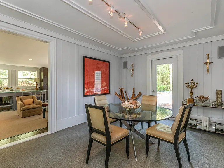 311 Meadows W — Photo 6