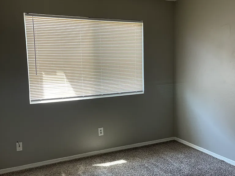 6516 Mohawk St #A — Photo 11