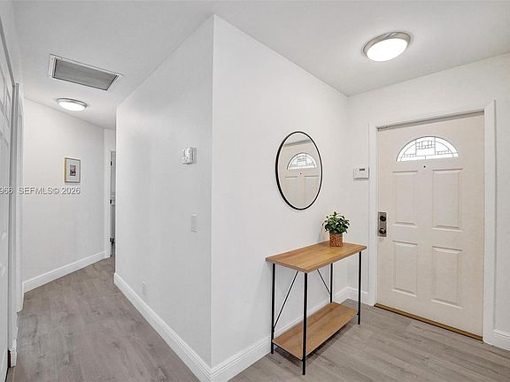 4th image of 9304 Arborwood Cir