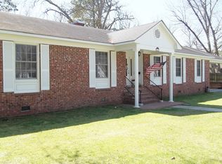 105 E 11th St, Washington, NC 27889