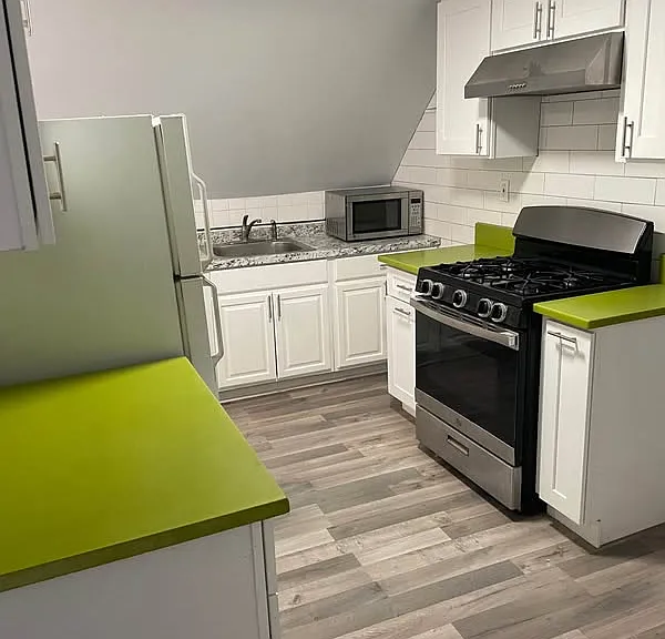 178 Clarence St #4 — Photo 8