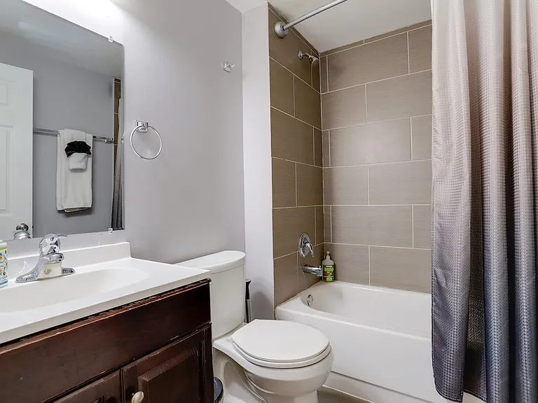 113 C St SE #3 — Photo 18