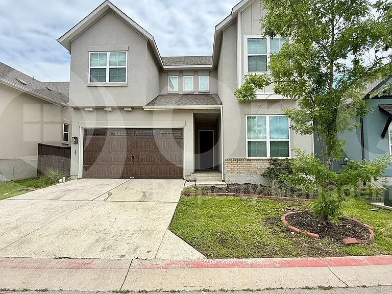 601 C Bar Ranch Trl #27 — Photo 1