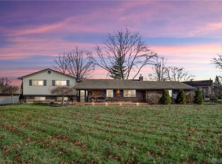 991 Peachcreek Rd, Dayton, OH 45458