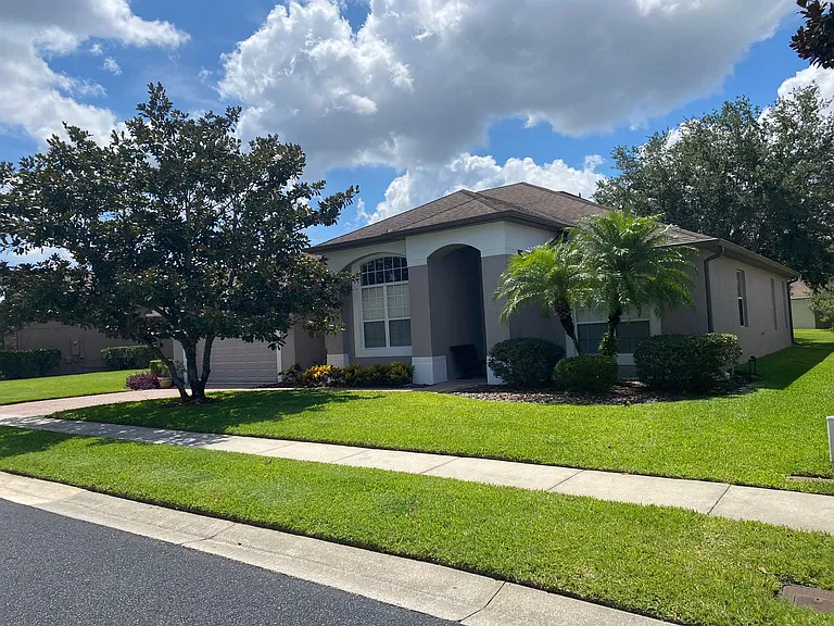 6173 Hedgesparrows Ln — Photo 32