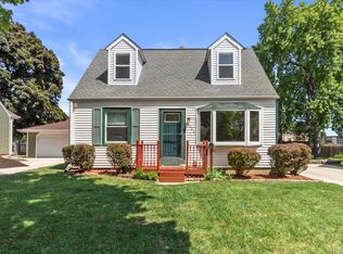 4502 W Sumac Pl, Milwaukee, WI 53219