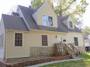 2901 E Sheley Rd, Independence, MO 64052