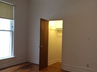 906 W Dakin St APT 2, Chicago, IL 60613