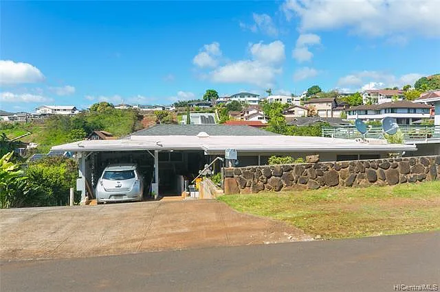 front - 99-632 Kahilinai Pl #B