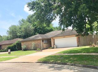 9722 Willmont Rd, La Porte, TX 77571