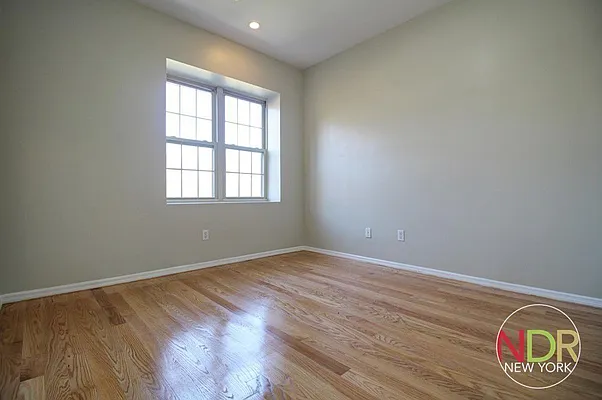 Rented by Next Door Realty NYC | media 15