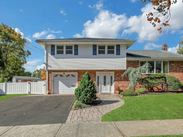 5 Forest Knoll Drive, Suffern, NY 10901