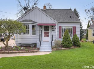 1130 Kelsey St NE, Grand Rapids, MI 49505