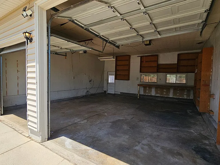 10841 Mildred Dr — Photo 21