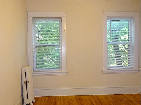 5th image of 1915 1st Ave S APT 5