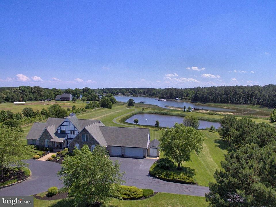 1st image of 142 Plantation Ln