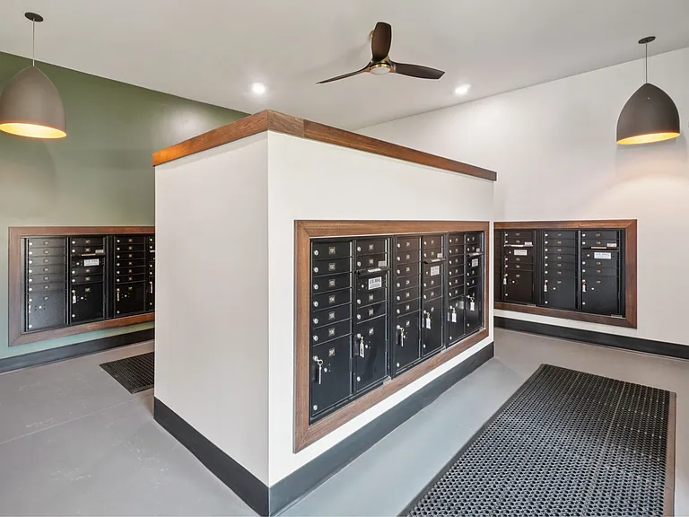 Arden Pines Luxury Apartments — Photo 31